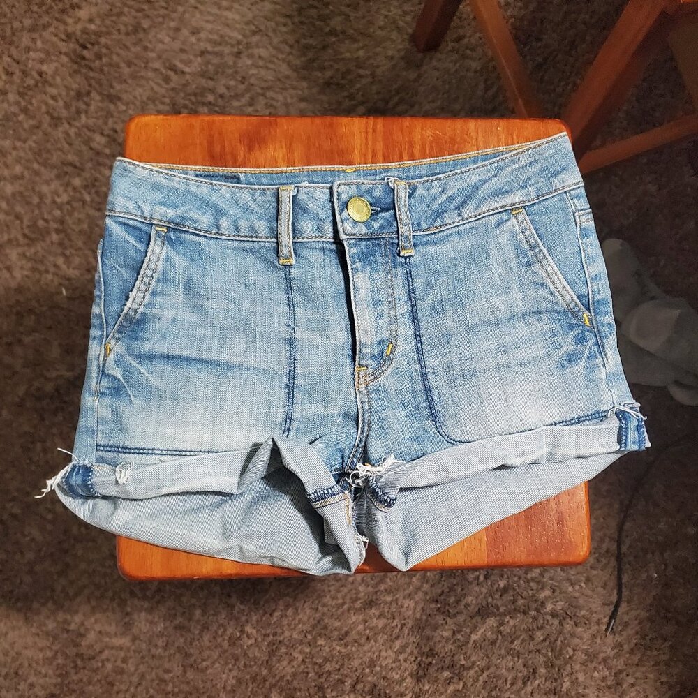 American Eagle Vintage Denim Short Shorts